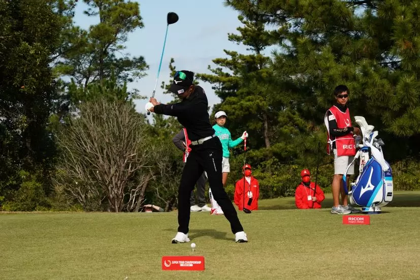 原英莉花のドライバースイング連続写真【2021年JLPGAツアーチャンピオンシップリコーカップ】