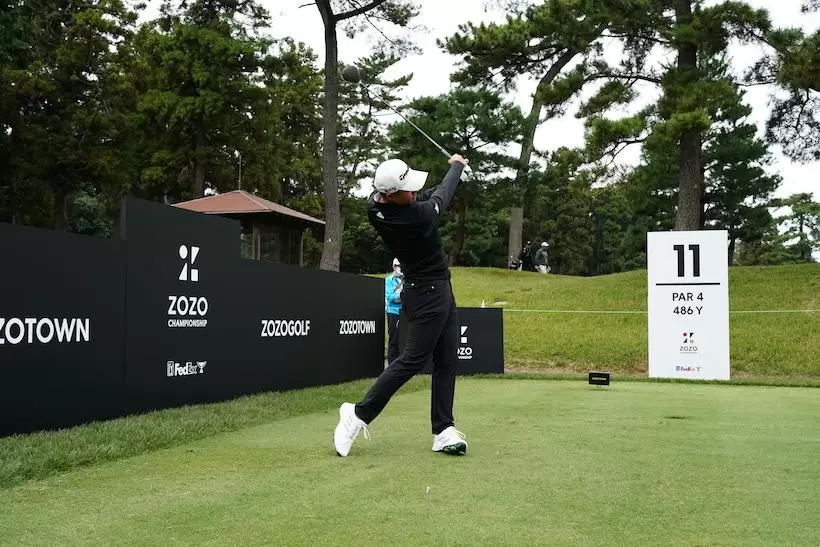 コリン・モリカワのドライバー　フォロー②