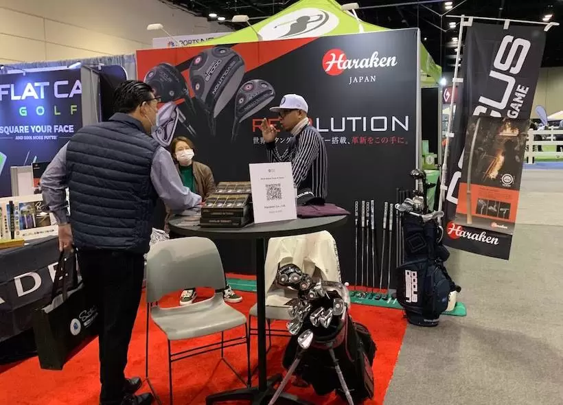 日本企業のHARUKEN JAPANというクラブメーカーのブース