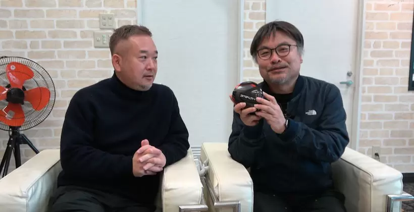 ゴルフライターのT島氏（右）と大蔵ゴルフスタジオの代表でフィッターの市川氏