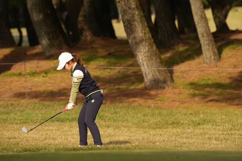 古江彩佳のウェッジスイング連続写真【2021年JLPGAツアーチャンピオンシップリコーカップ】