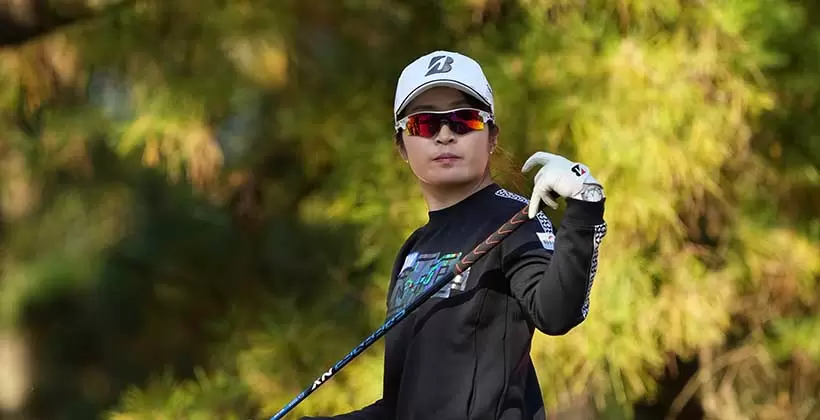 三ヶ島かなのフェアウェイウッドスイング（ティーショット）連続写真【2021年JLPGAツアーチャンピオンシップリコーカップ】