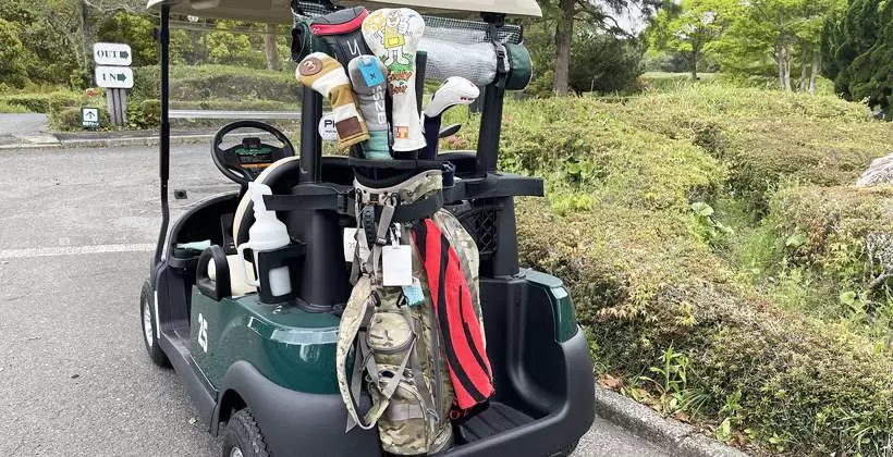 野村タケオが一人でゴルフ「マグレガーカントリーでの一人ラウンドが最高でした～！」