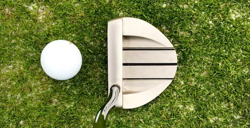 マレット型パター