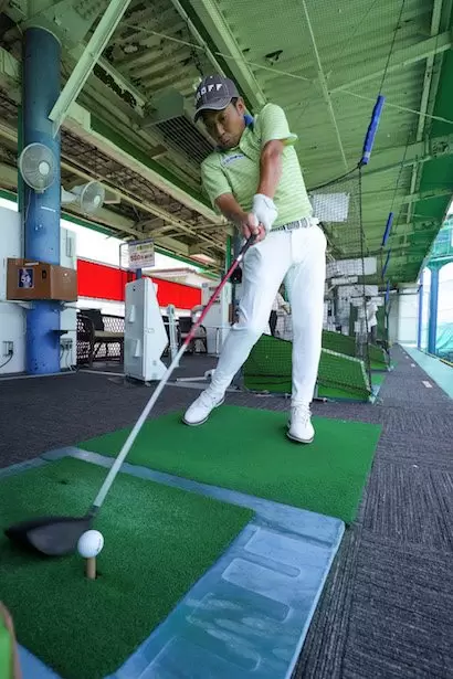 「全重芯ヘッド」と「クロスバランステクノロジー」による直進主義で飛ばす！