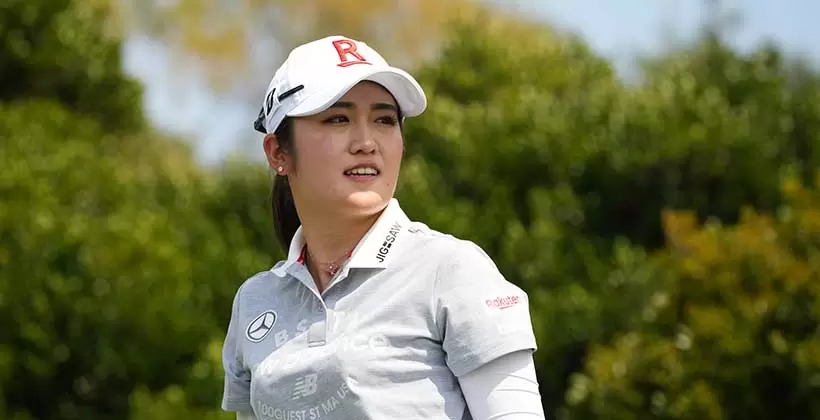 稲見萌寧のドライバースイング(後方)連続写真【2022年ダイキンオーキッドレディスゴルフトーナメント】