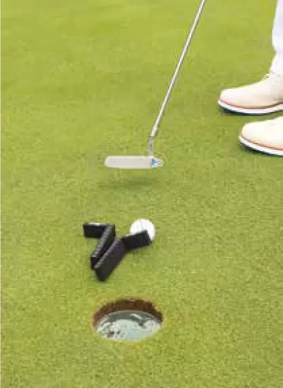 多機能パット練習器『Aim Putt』