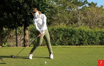 山下美夢有のスイング