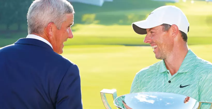 ローリー・マキロイ,会長のジェイ・モナハン