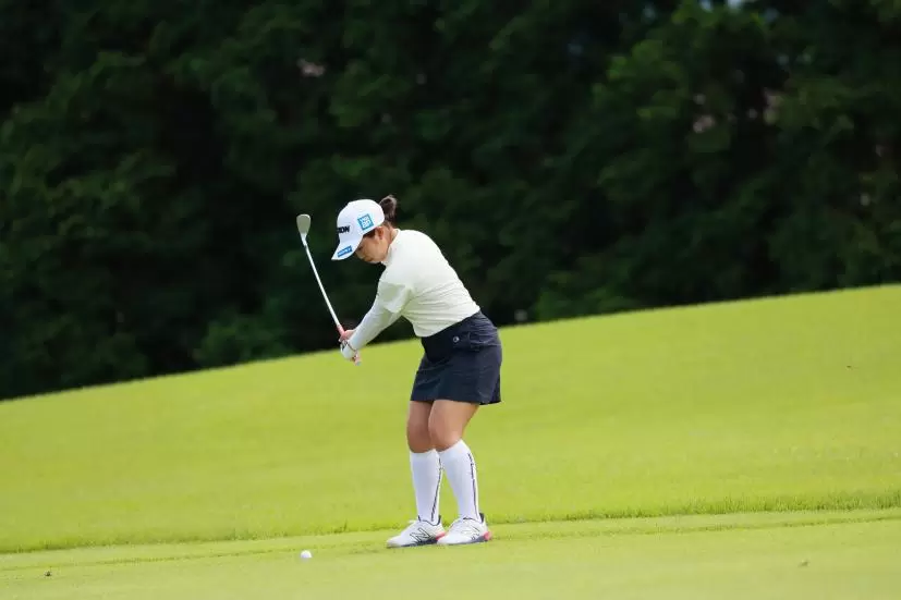 山下美夢有のウェッジスイング（アプローチ）連続写真【CATレディス2022】