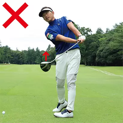 大西翔太コーチ,フェースが開いて当たる人はフォロースルーでフェースが上を向きやすい。