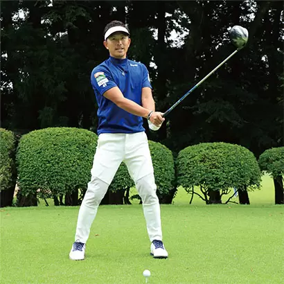 大西翔太コーチ,そのまま胸を元に戻せば、フェース面が必ずスクエアに戻ってくる。