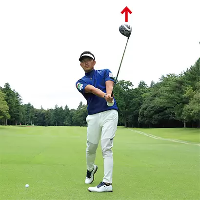 大西翔太コーチ,クラブヘッドのトゥが上を向けば、ボールがつかまりやすいことを実感できる。