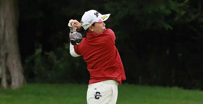 勝みなみのドライバースイング（正面）連続写真【CATレディス2022】