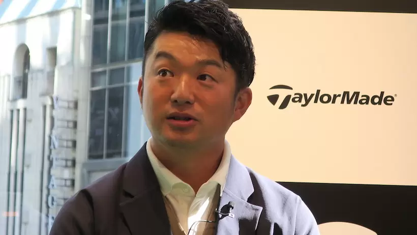 永峰咲希のコーチも務める目澤氏。データを元に技術面とギア面でサポートしている。