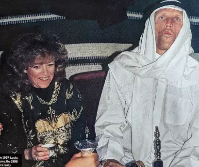 最初の妻ローラ