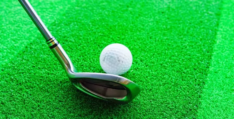 アイアン、ゴルフボール