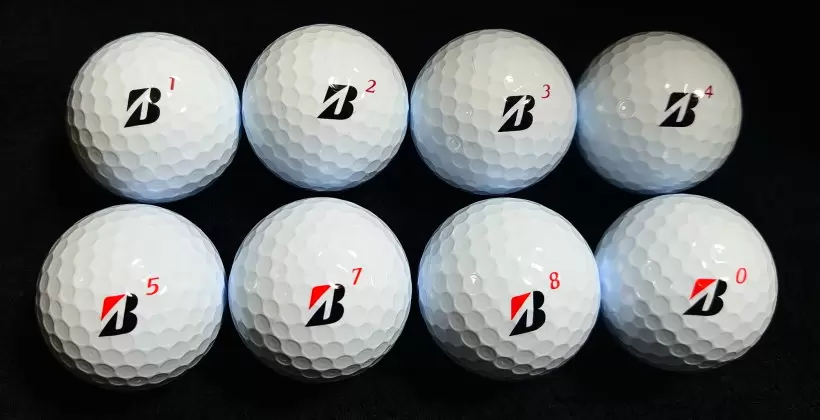 ゴルフボール