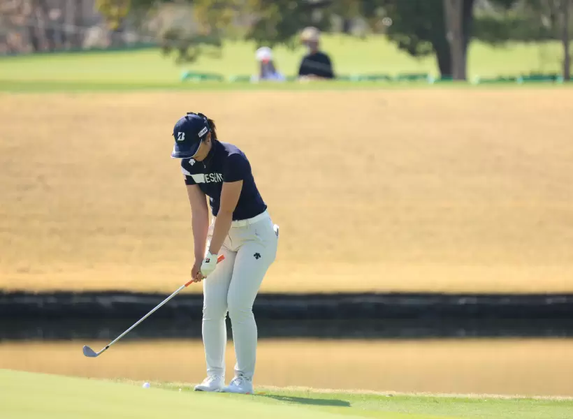 渡邉彩香のウェッジスイング