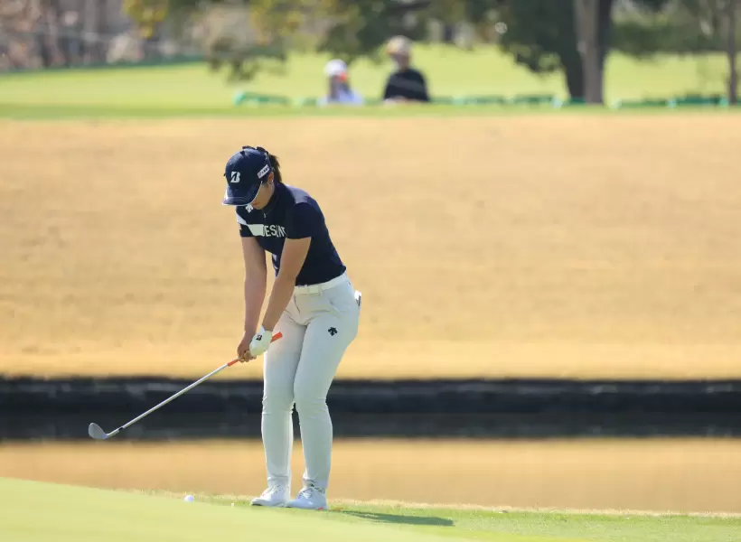 渡邉彩香のウェッジスイング