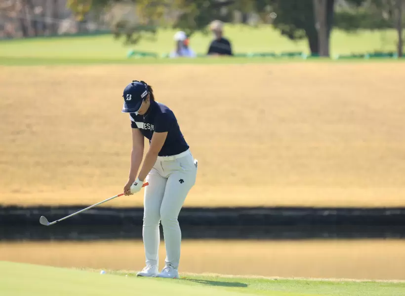 渡邉彩香のウェッジスイング