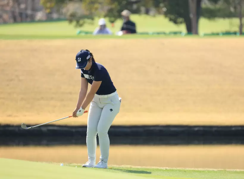 渡邉彩香のウェッジスイング