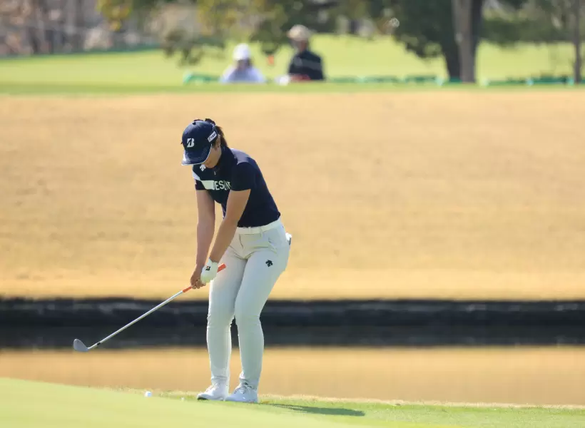 渡邉彩香のウェッジスイング