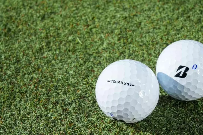 TOUR B XS,スピン,飛距離