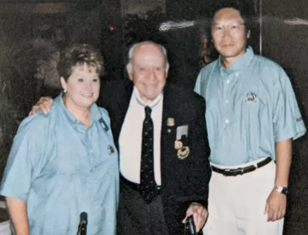 ロバート・トレント・ジョーンズ・シニア,佐渡充高