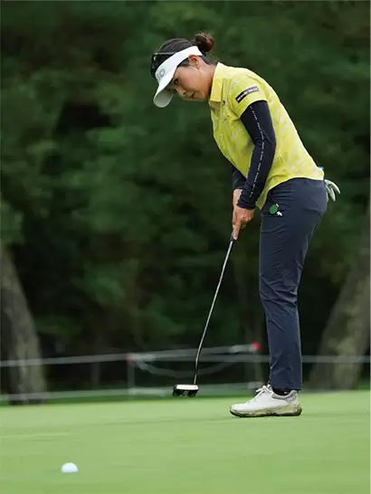 青木瀬令奈のパッティング