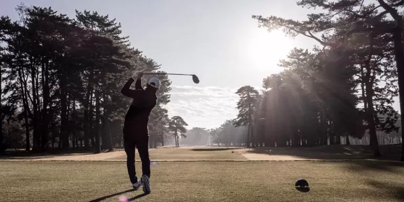 ドライバーショット