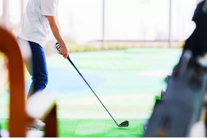 ゴルフ練習場,アドレス