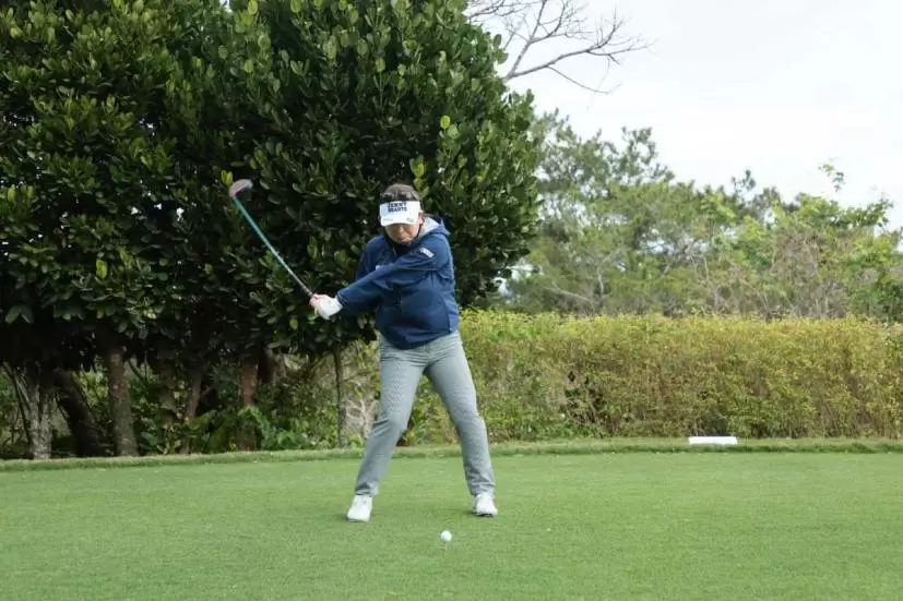 吉田弓美子のドライバースイング