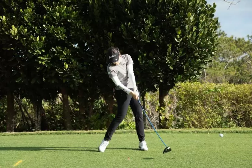 仲宗根澄香のドライバースイング