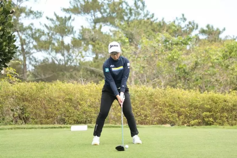 山下美夢有のドライバースイング