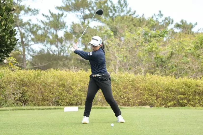 山下美夢有のドライバースイング