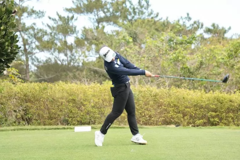 山下美夢有のドライバースイング