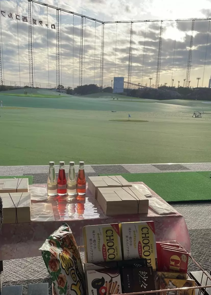 ロッテ葛西打席,お弁当とお菓子