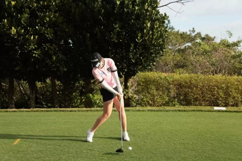 植竹希望のドライバースイング