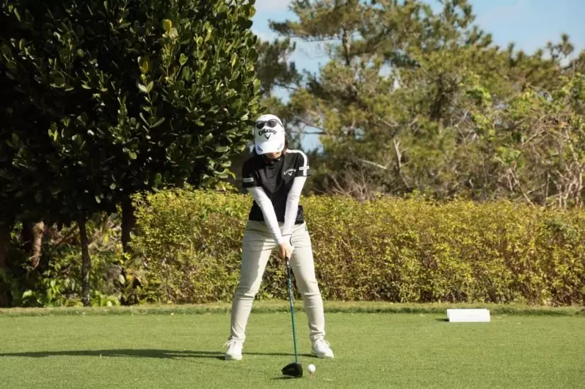 西村優菜のドライバースイング