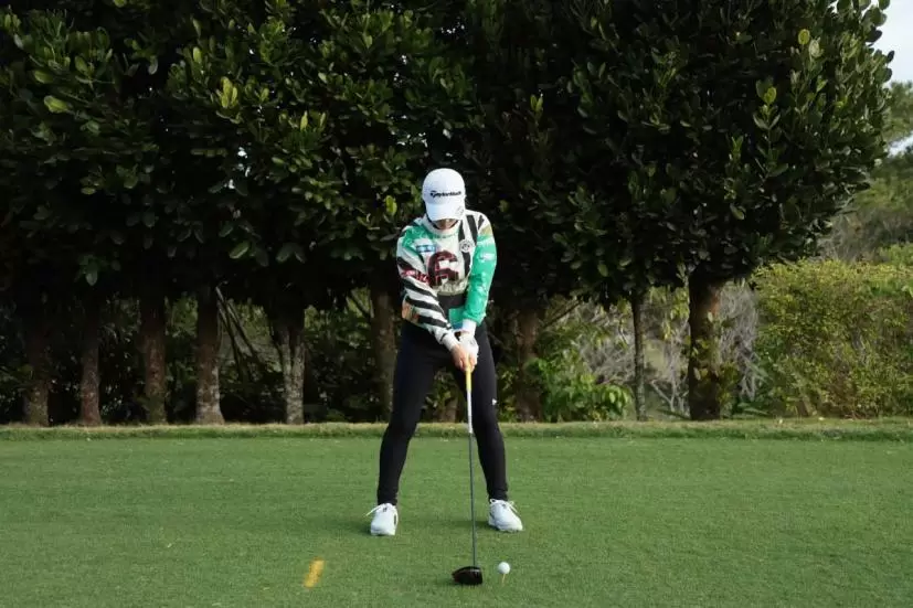 泉田琴菜のドライバースイング