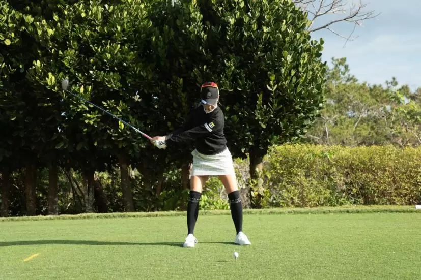 木戸愛のドライバースイング