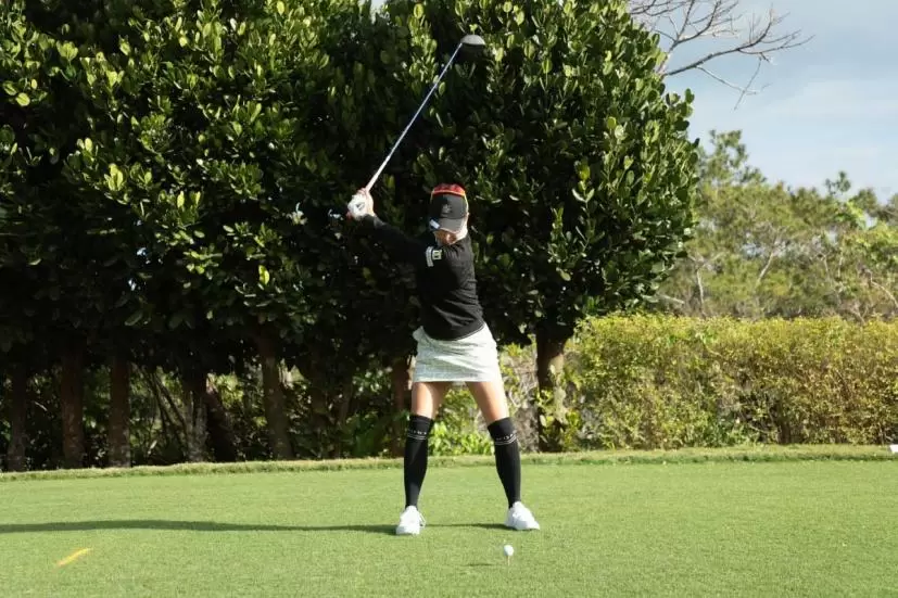 木戸愛のドライバースイング