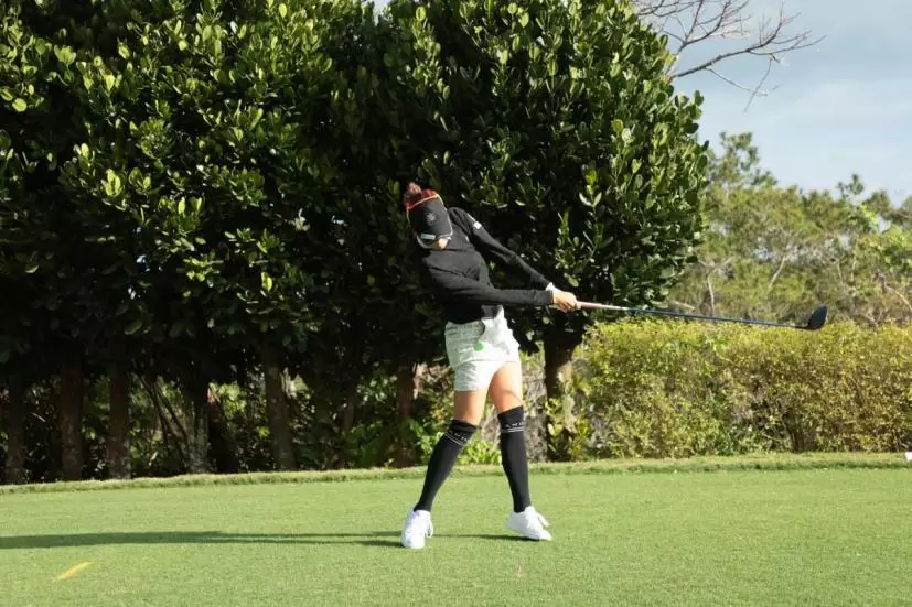 木戸愛のドライバースイング