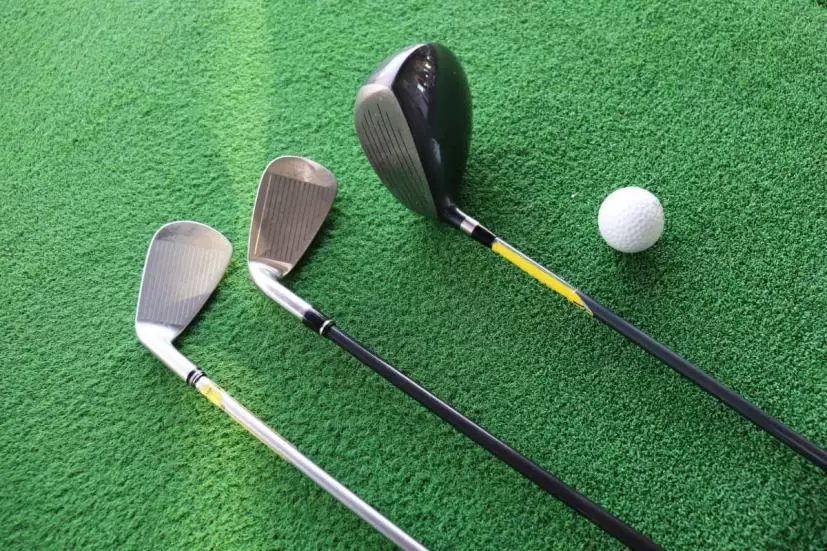 ゴルフクラブ,ゴルフボール