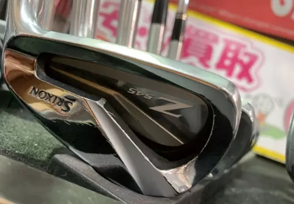 スリクソンアイアン