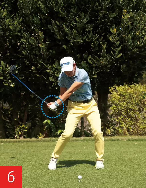 岩井明愛のスイング