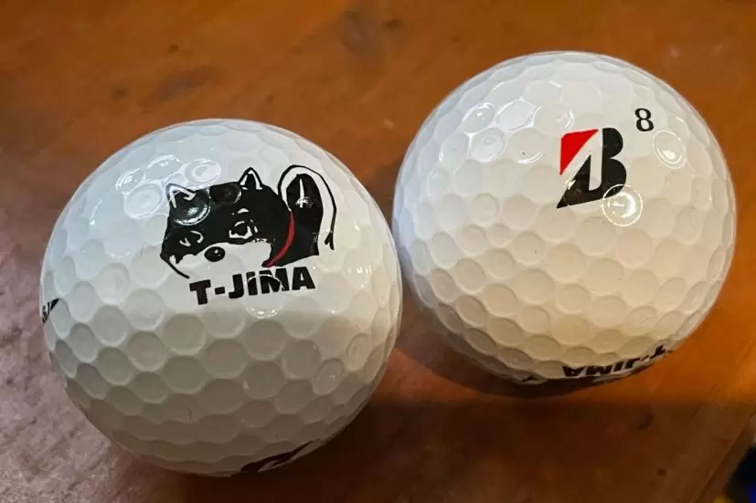 ゴルフボール