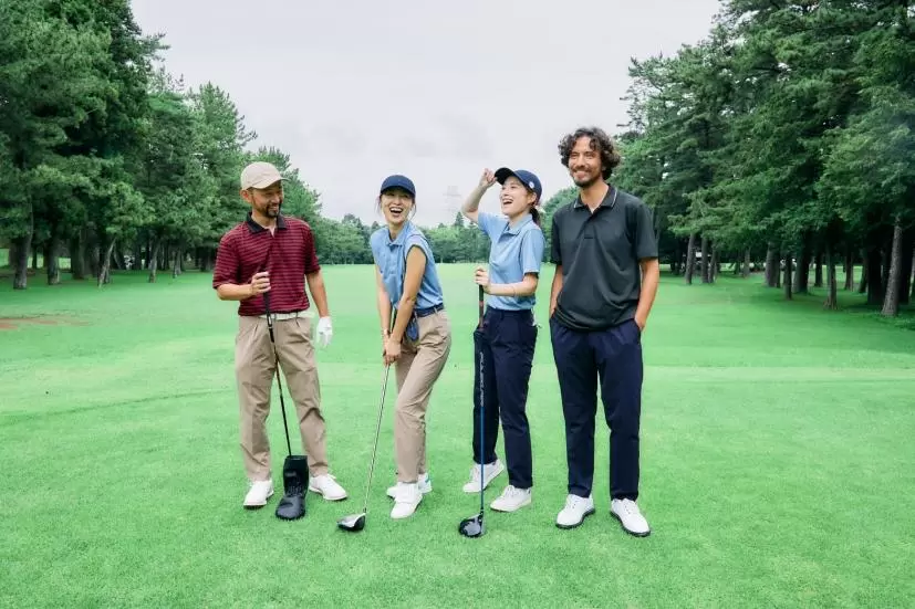 UNIQLO,アダムスコット,ラウンド,全身