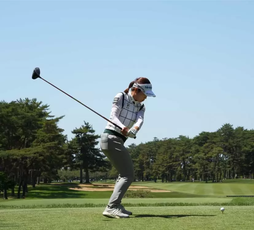 パク・ミンジのドライバースイング